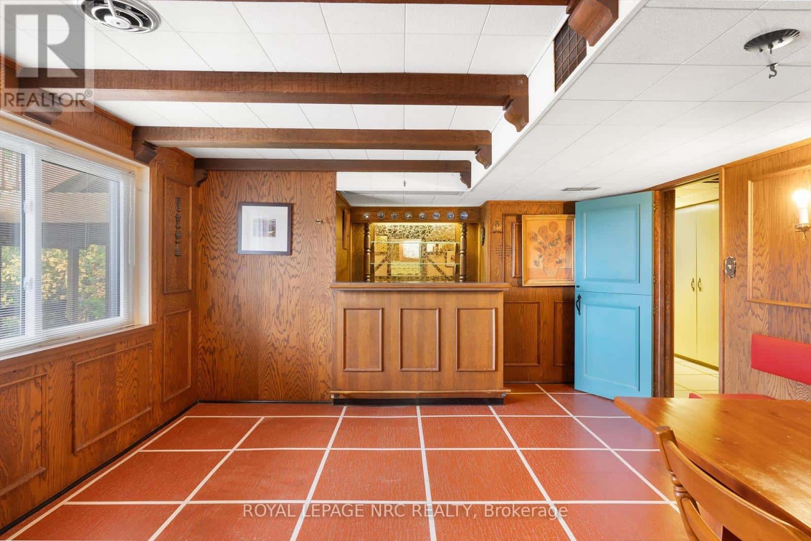 2042 YORK ROAD — Niagara-on-the-Lake (Queenston), Ontario - Photo 4 of 47