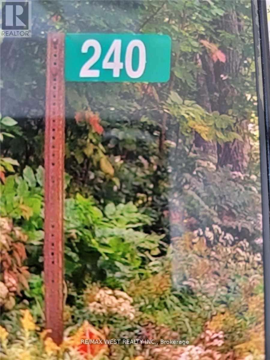 250-400 LAKE ROAD — St. Charles, Ontario - Photo 3 of 3