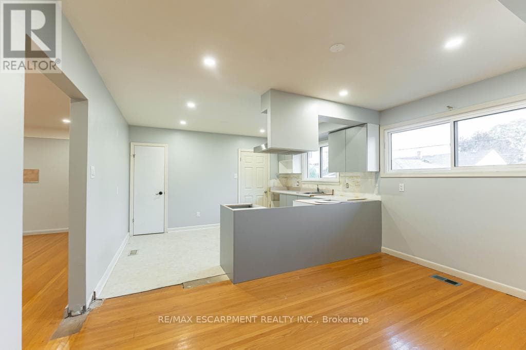 155 WISE COURT — Hamilton (Huntington), Ontario - Main photo