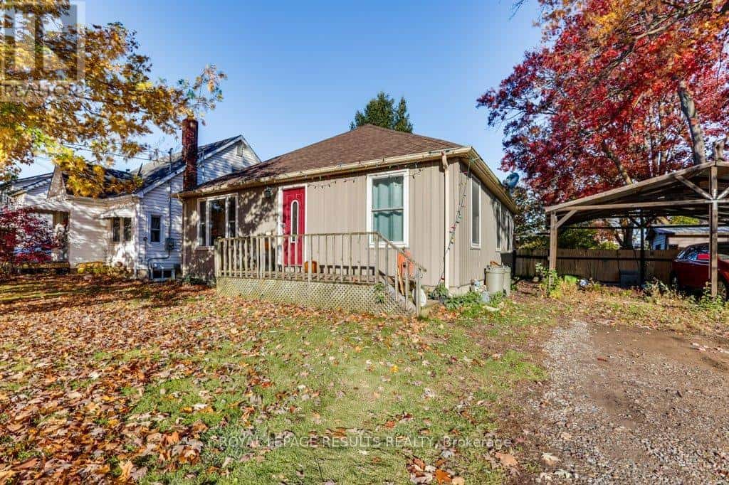 40124 TALBOT LINE — Southwold (Talbotville), Ontario - Photo 4 of 39