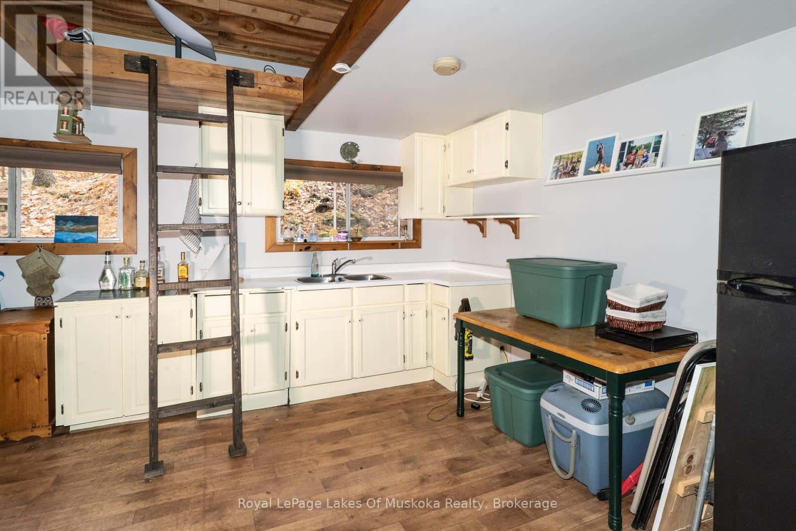 1 - 1060 SKELETON LAKE 3 ROAD — Muskoka Lakes (Watt), Ontario - Photo 5 of 44