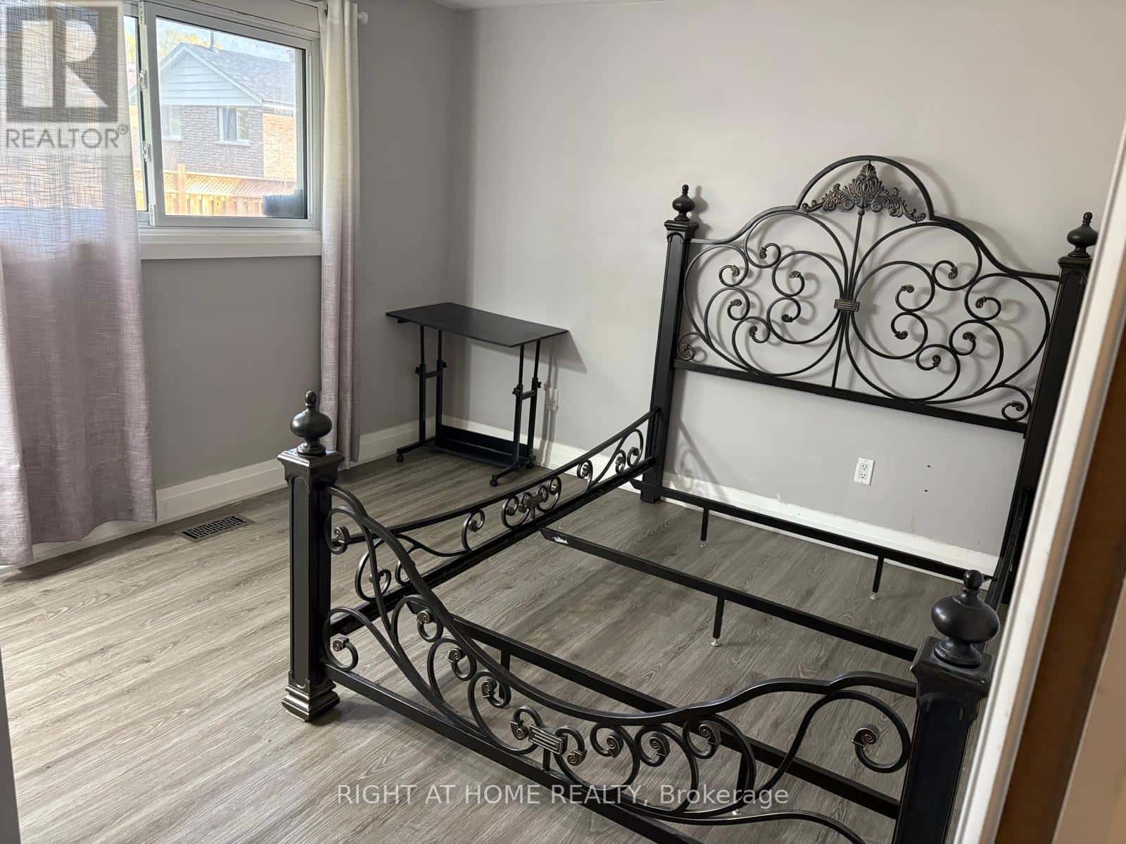 385 MONTMORENCY DRIVE E — Hamilton (Red Hill), Ontario - Photo 3 of 20