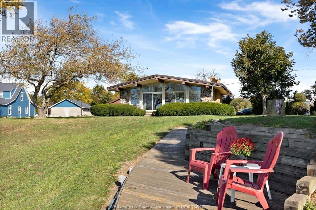 191 COOK'S ROAD — Colchester, Ontario - Photo 2 of 40