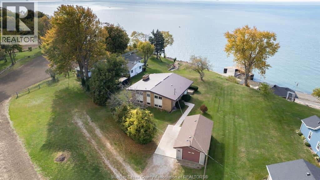 191 COOK'S ROAD — Colchester, Ontario - Photo 3 of 40