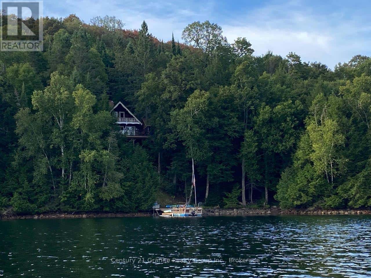 1038 BROKEN PADDLE ROAD — Dysart et al (Dudley), Ontario - Photo 2 of 50