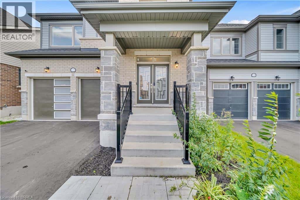 175 REA Drive — Centre Wellington, Ontario - Photo 3 of 50