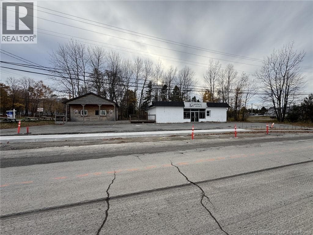 16 Scott Avenue — Rothesay, New Brunswick - Main photo