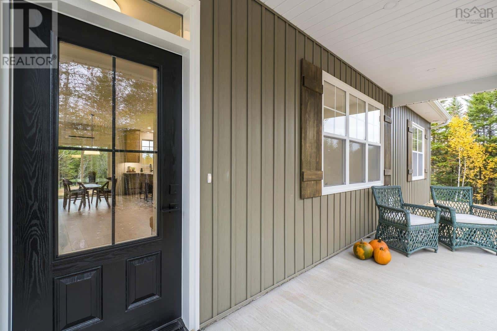 267 Sugarwood Court — Porters Lake, Nova Scotia - Photo 3 of 44