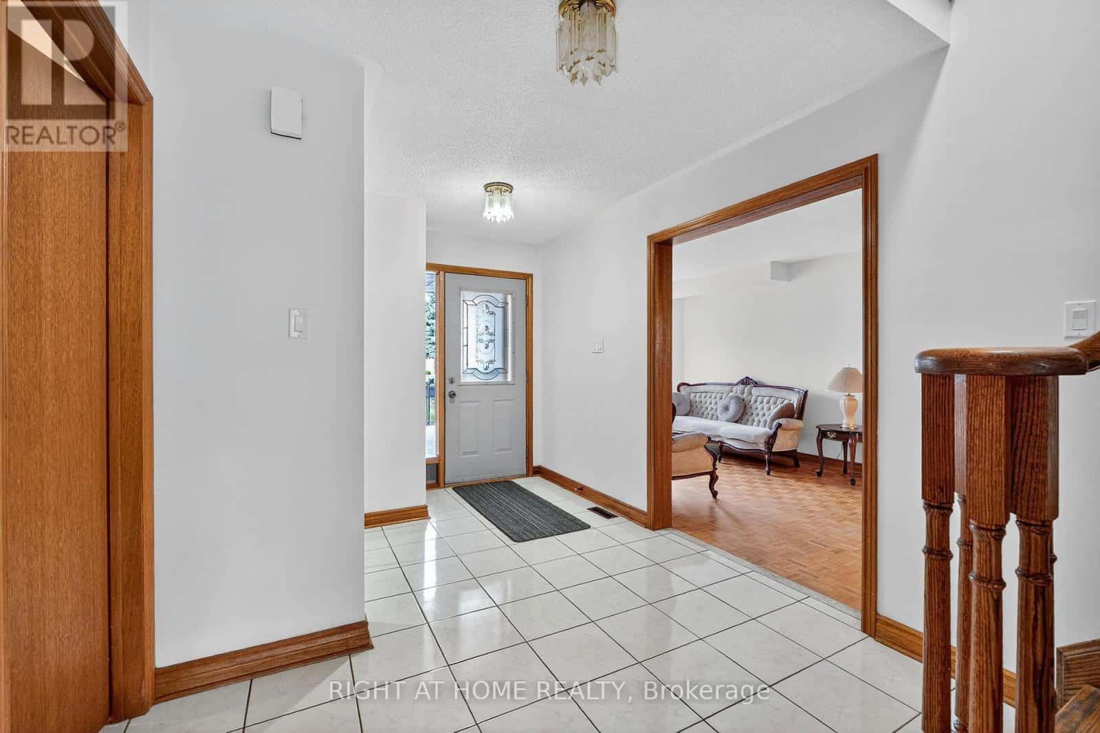 291 ANDY CRESCENT — Vaughan (Elder Mills), Ontario - Photo 5 of 38