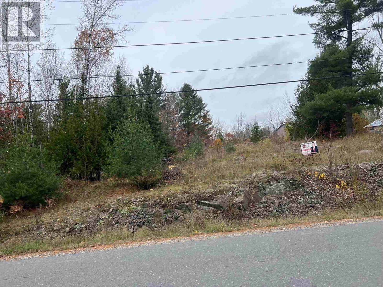 105 ROBB RD — BLIND RIVER, Ontario - Photo 4 of 4