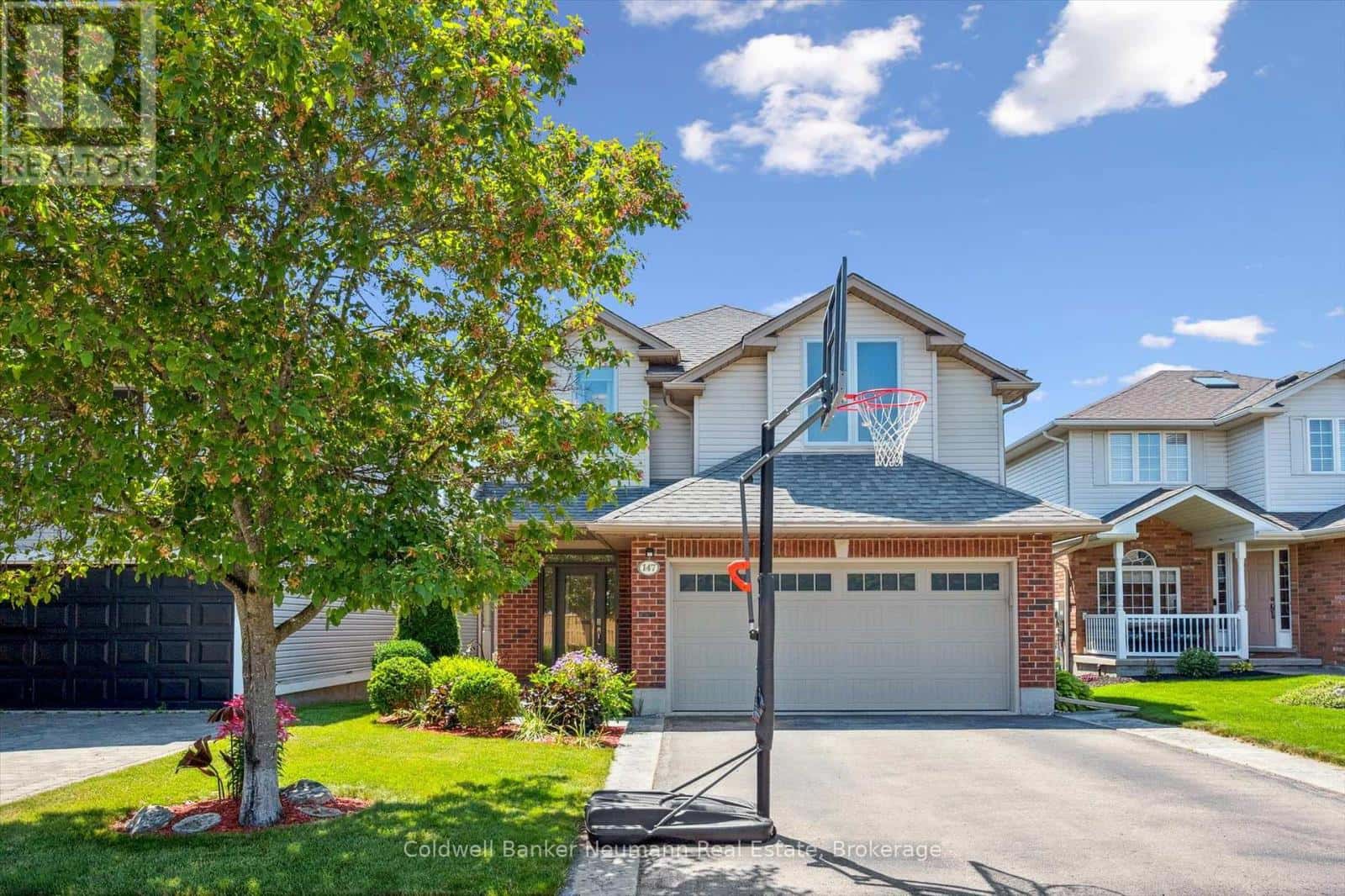 147 MILSON CRESCENT — Guelph (Kortright Hills), Ontario - Photo 3 of 41