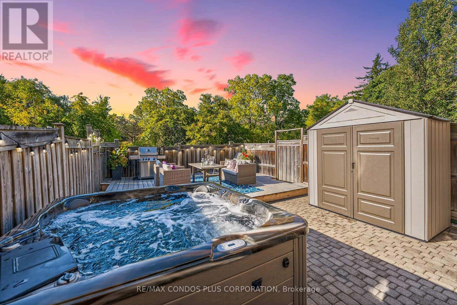 4 - 1491 PLAINS ROAD W — Burlington (Grindstone), Ontario - Photo 3 of 36