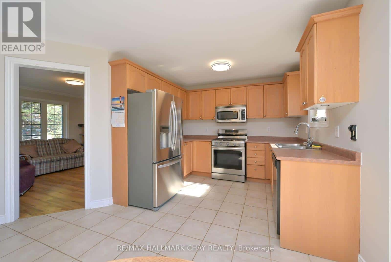 16 BRIAN CRESCENT — Adjala-Tosorontio (Everett), Ontario - Photo 5 of 29