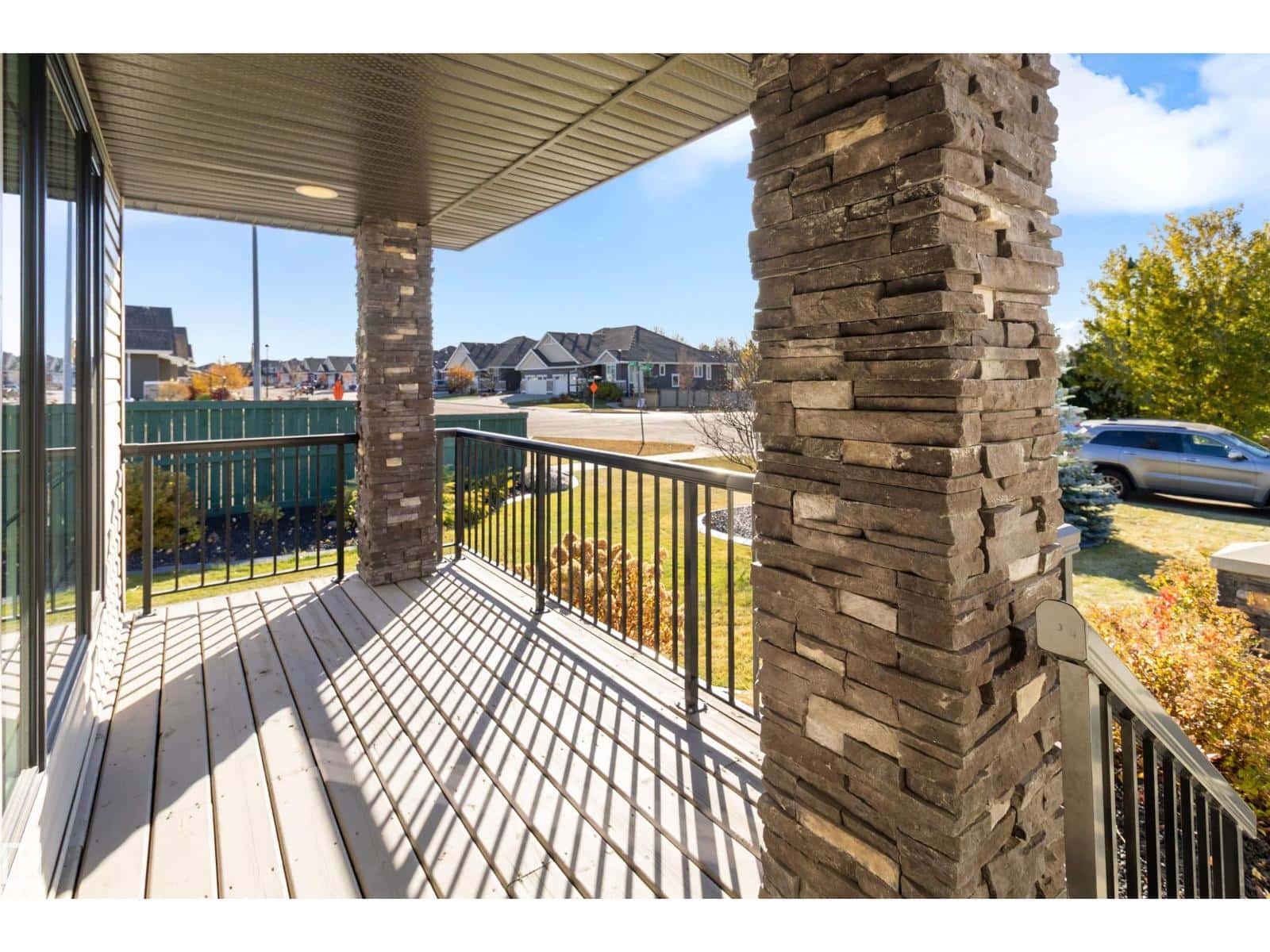 3 ARBOUR — Ardrossan, Alberta - Photo 4 of 58