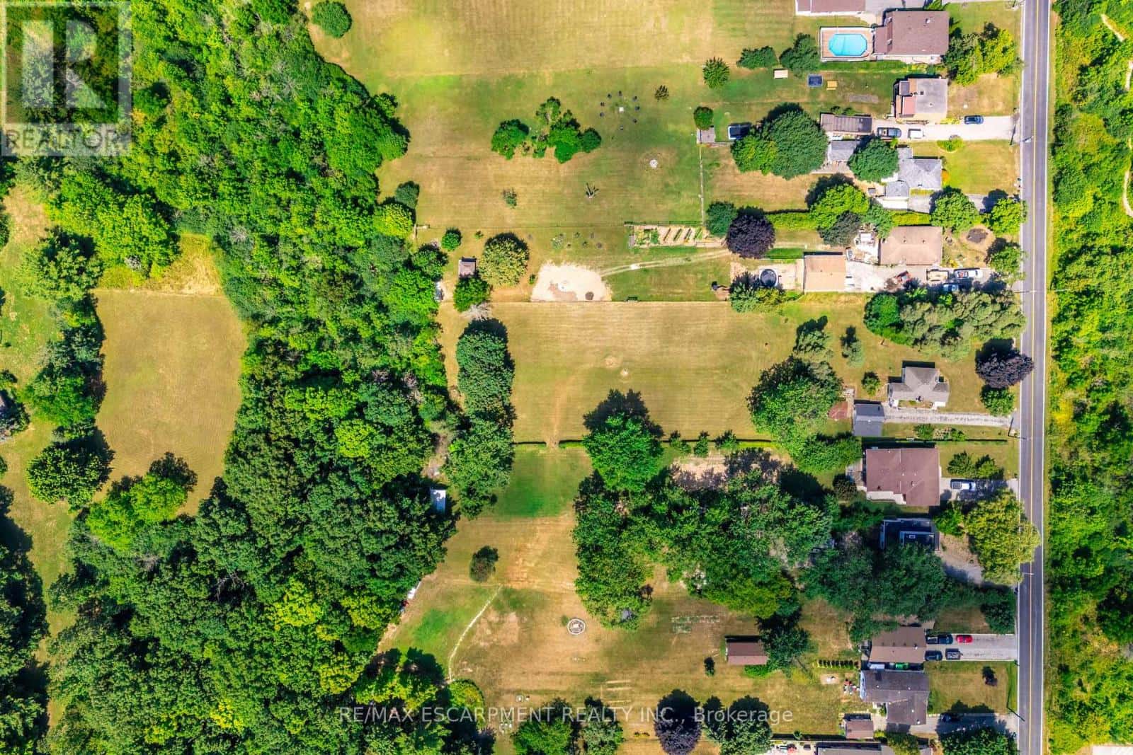 1412 OLD YORK ROAD — Burlington (Grindstone), Ontario - Photo 3 of 10