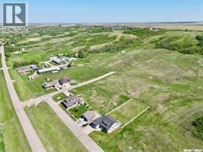 35 Palomino DRIVE — Lumsden, Saskatchewan - Photo 4 of 4