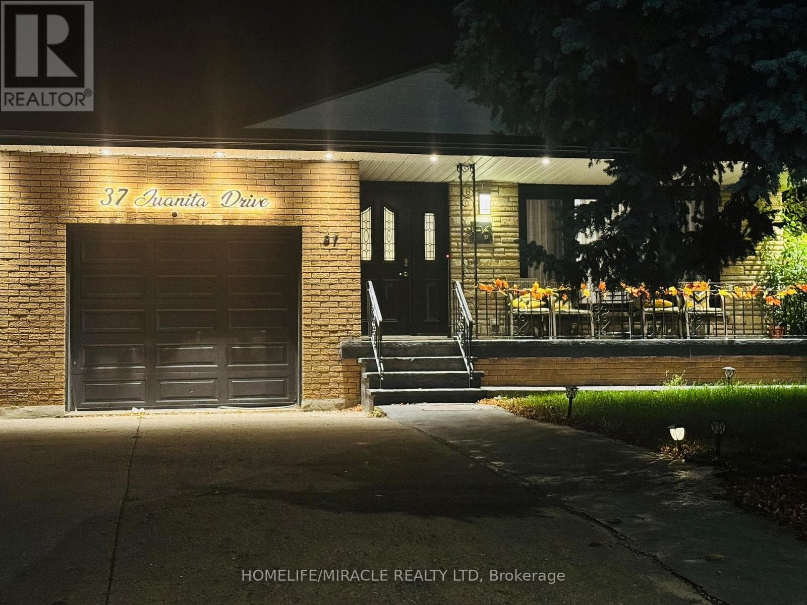 UPPER - 37 JUANITA DRIVE — Hamilton (Westcliffe), Ontario - Main photo