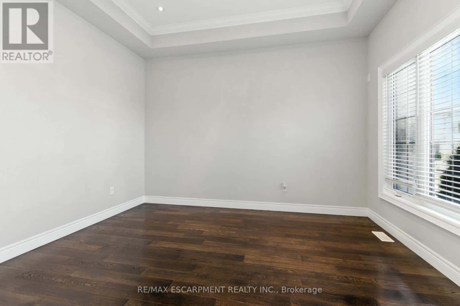 43 RIESLING COURT — Hamilton (Gershome), Ontario - Photo 4 of 47