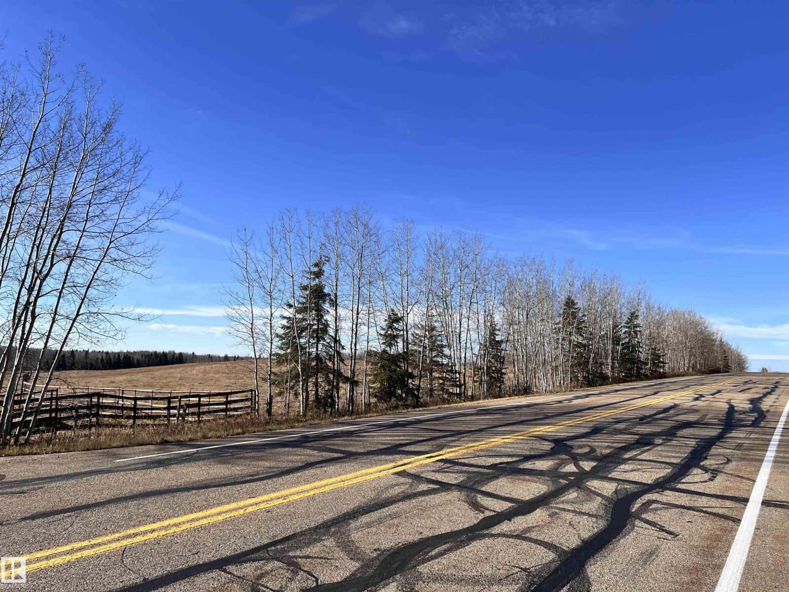 NW 35-49-5 W5M — Rural Brazeau County, Alberta - Photo 4 of 13