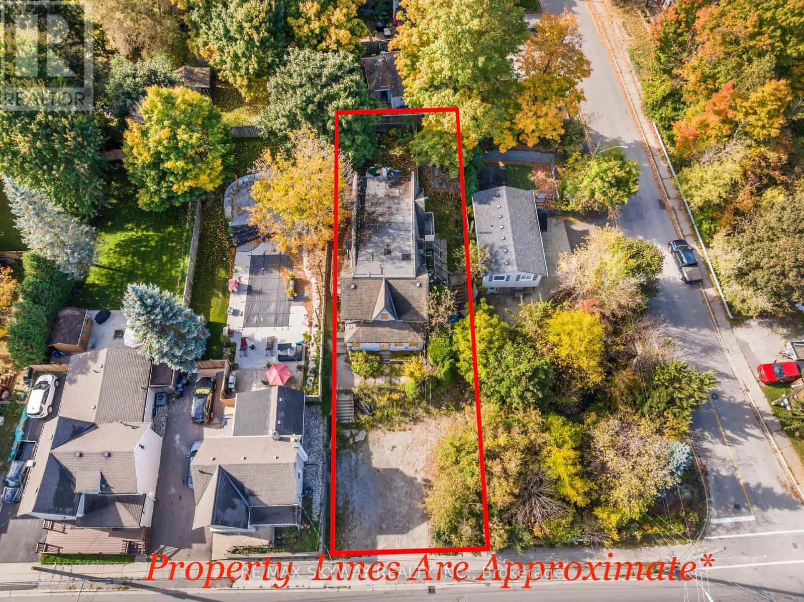 60 MAIN STREET S — Halton Hills (AC Acton), Ontario - Photo 2 of 7