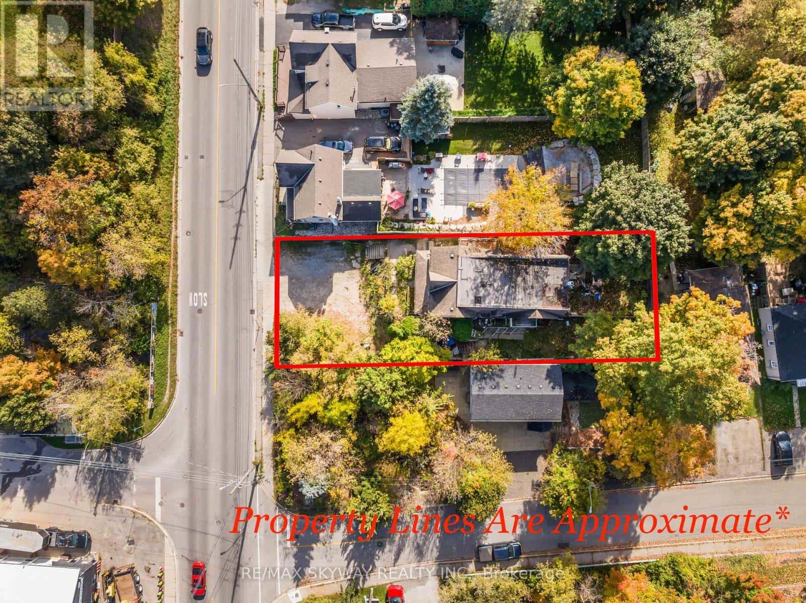 60 MAIN STREET S — Halton Hills (AC Acton), Ontario - Photo 3 of 7