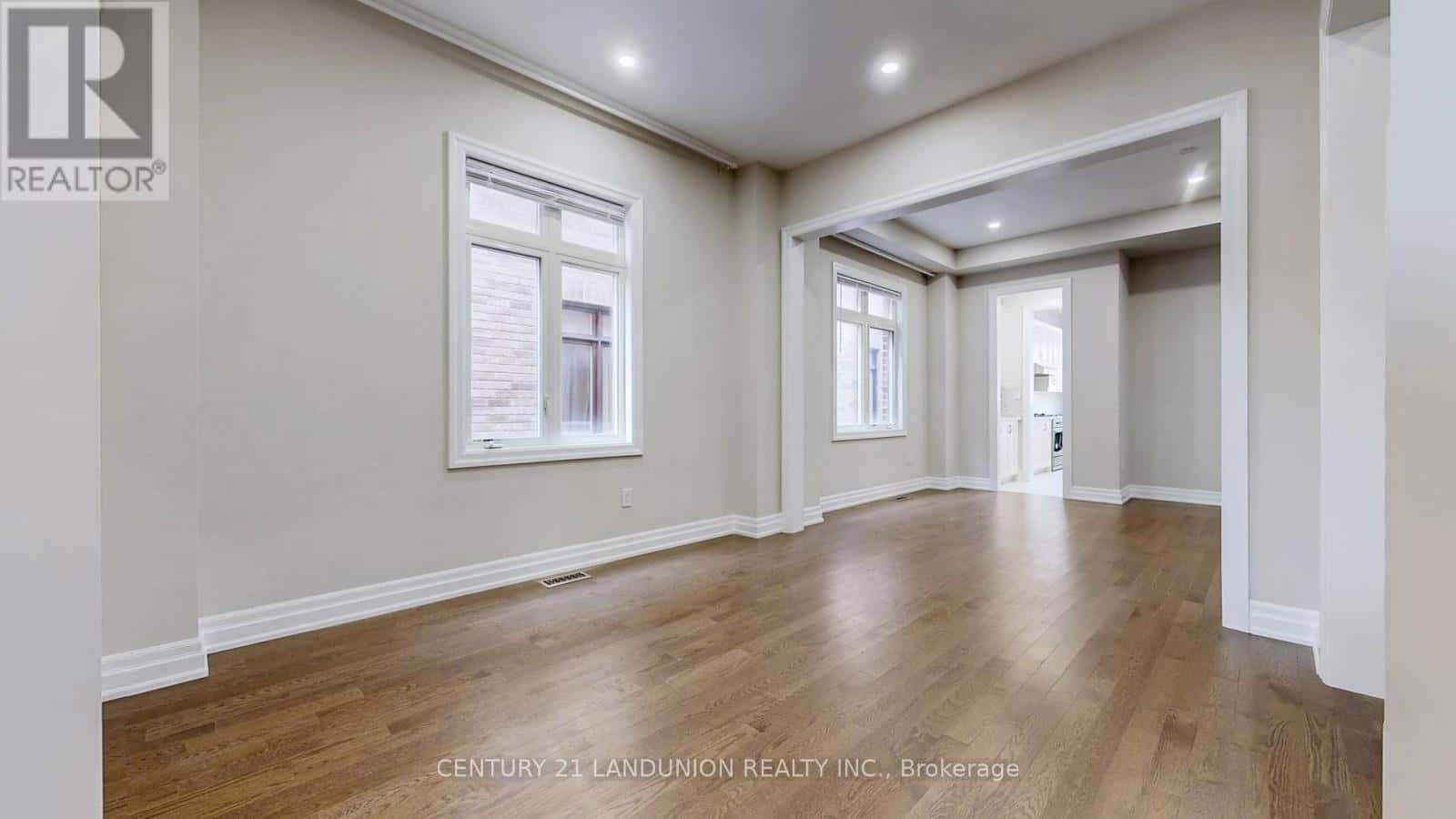 234 TOUCH GOLD CRESCENT — Aurora (Bayview Southeast), Ontario - Photo 5 of 50