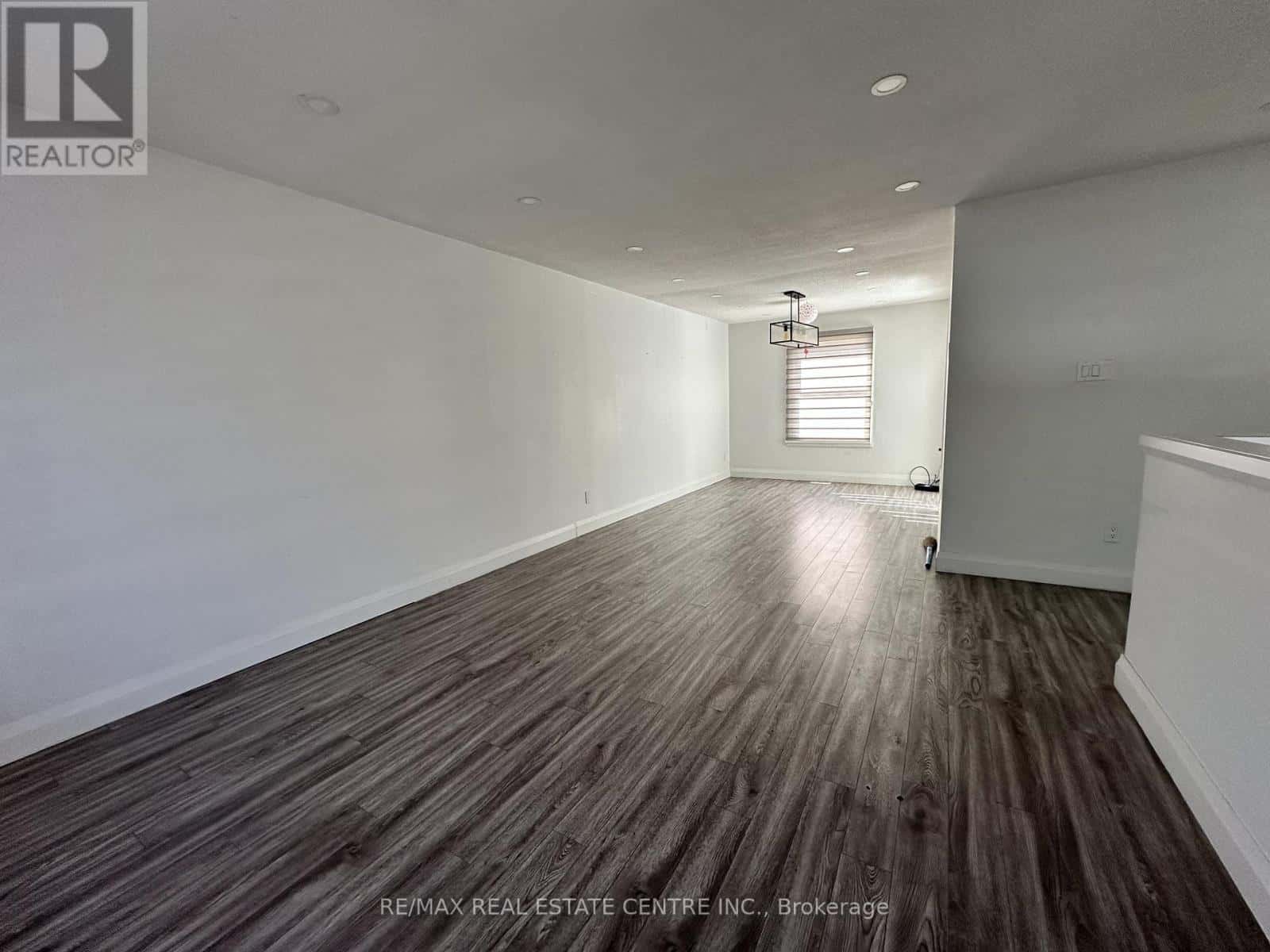 582 ELLIOTT CRESCENT — Milton (DP Dorset Park), Ontario - Photo 5 of 30