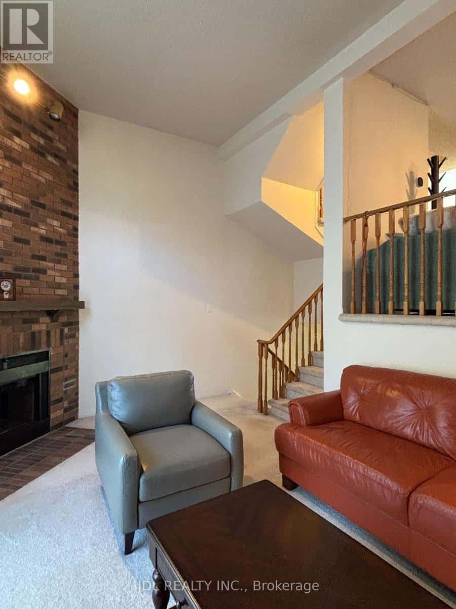 65 COTTONWOOD COURT — Markham (Bayview Fairway-Bayview Country Club Estates), Ontario - Photo 4 of 16