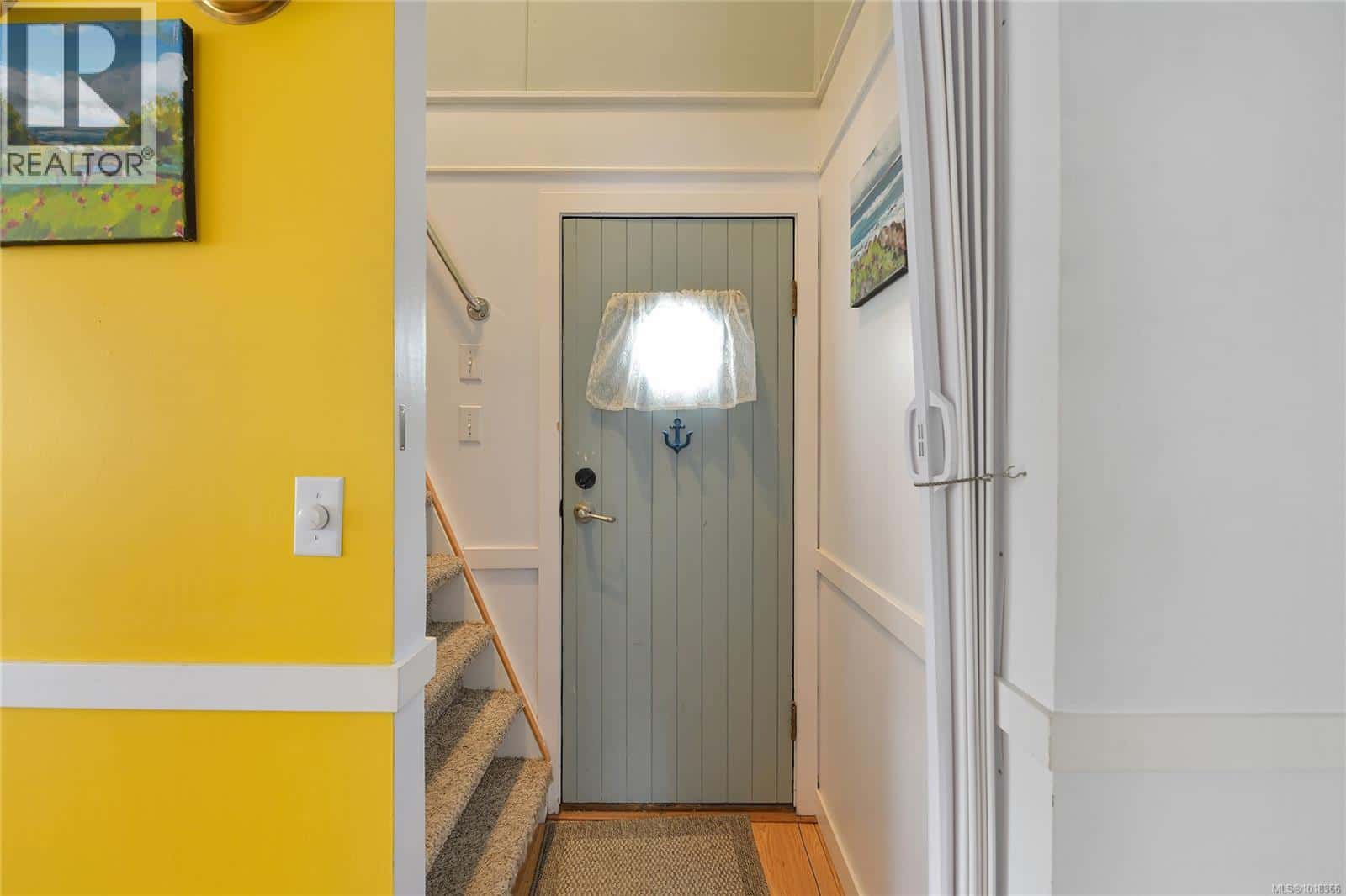 5 1765 Cowichan Bay Rd — Cowichan Bay, British Columbia - Photo 4 of 48