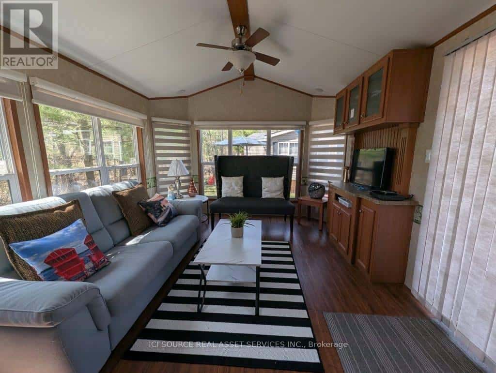 MOR012 - 1336 S MORRISON LAKE ROAD — Gravenhurst (Wood (Gravenhurst)), Ontario - Photo 4 of 10