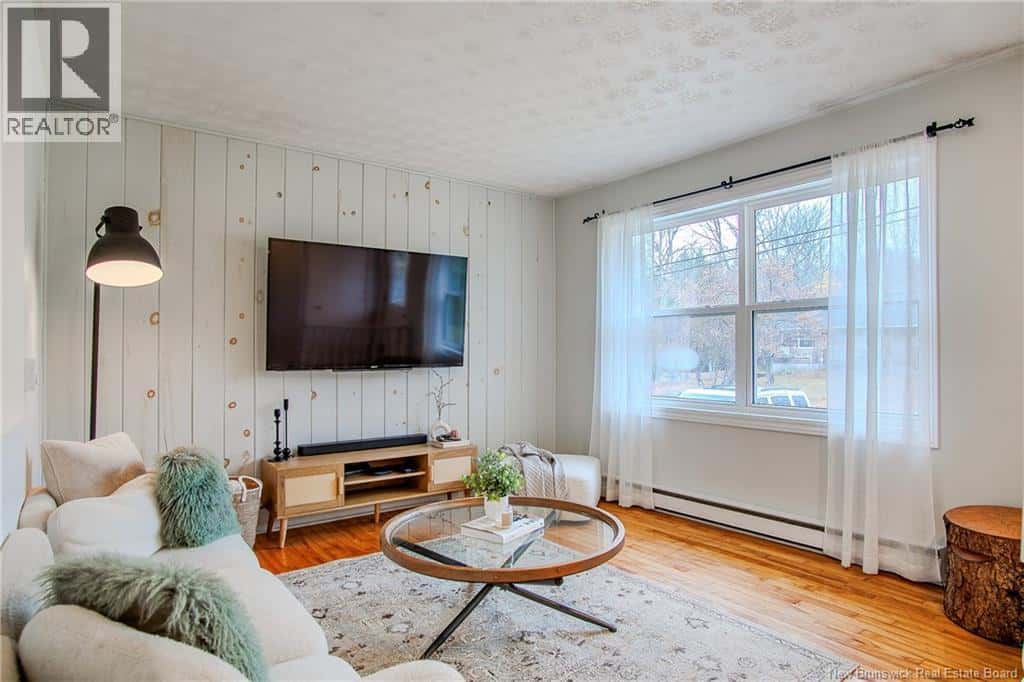 2 Burns Avenue — Rothesay, New Brunswick - Photo 5 of 36