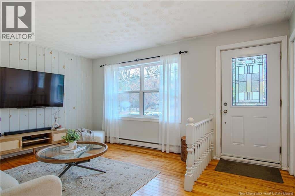 2 Burns Avenue — Rothesay, New Brunswick - Photo 4 of 36