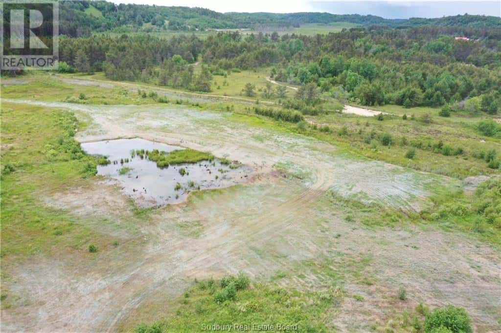 375 Queensway Avenue — Espanola, Ontario - Photo 5 of 6