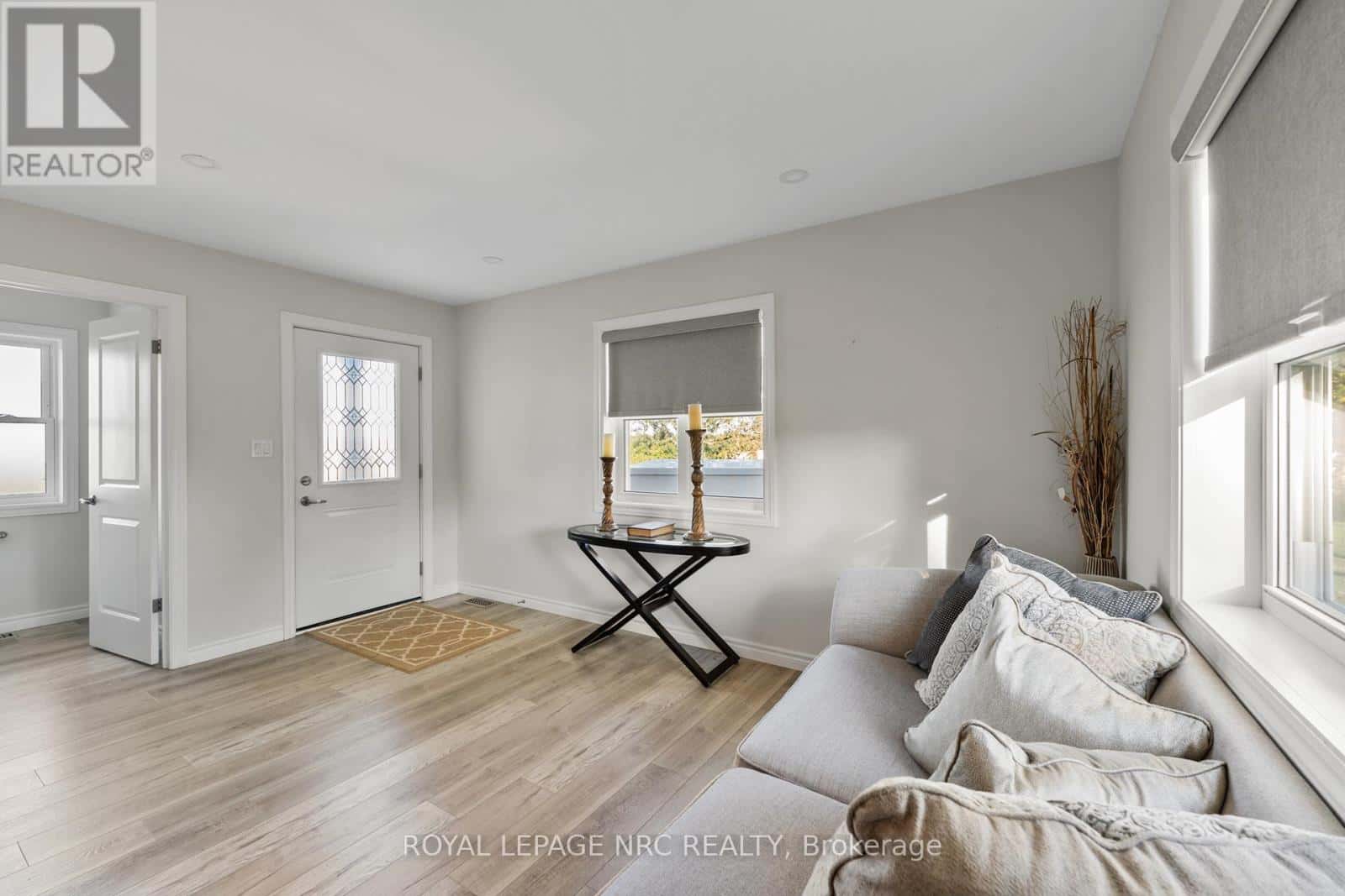 2 - 4692 GILMORE ROAD — Fort Erie (Mulgrave), Ontario - Photo 3 of 14