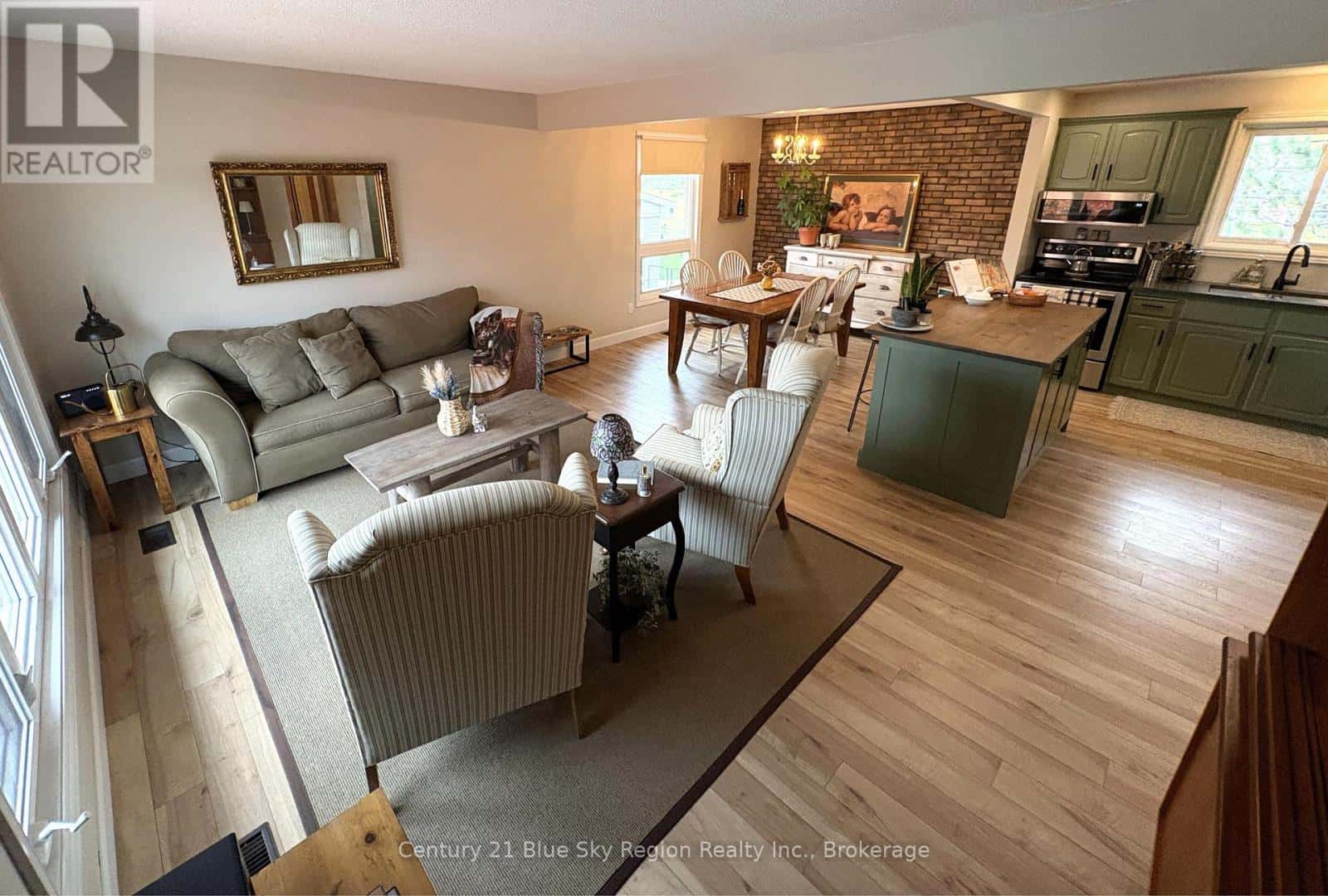 116 RANCIER STREET — North Bay (Widdifield), Ontario - Photo 2 of 31