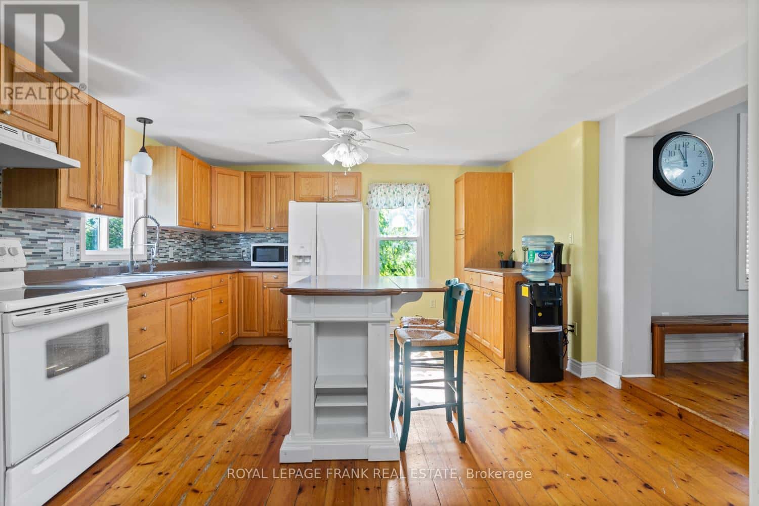 15880 62 HIGHWAY — Madoc, Ontario - Photo 5 of 30