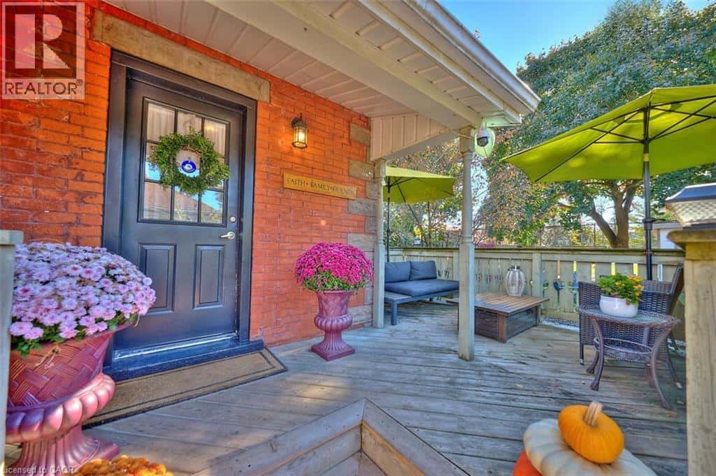 312 CLARENCE Street — Port Colborne, Ontario - Photo 3 of 20