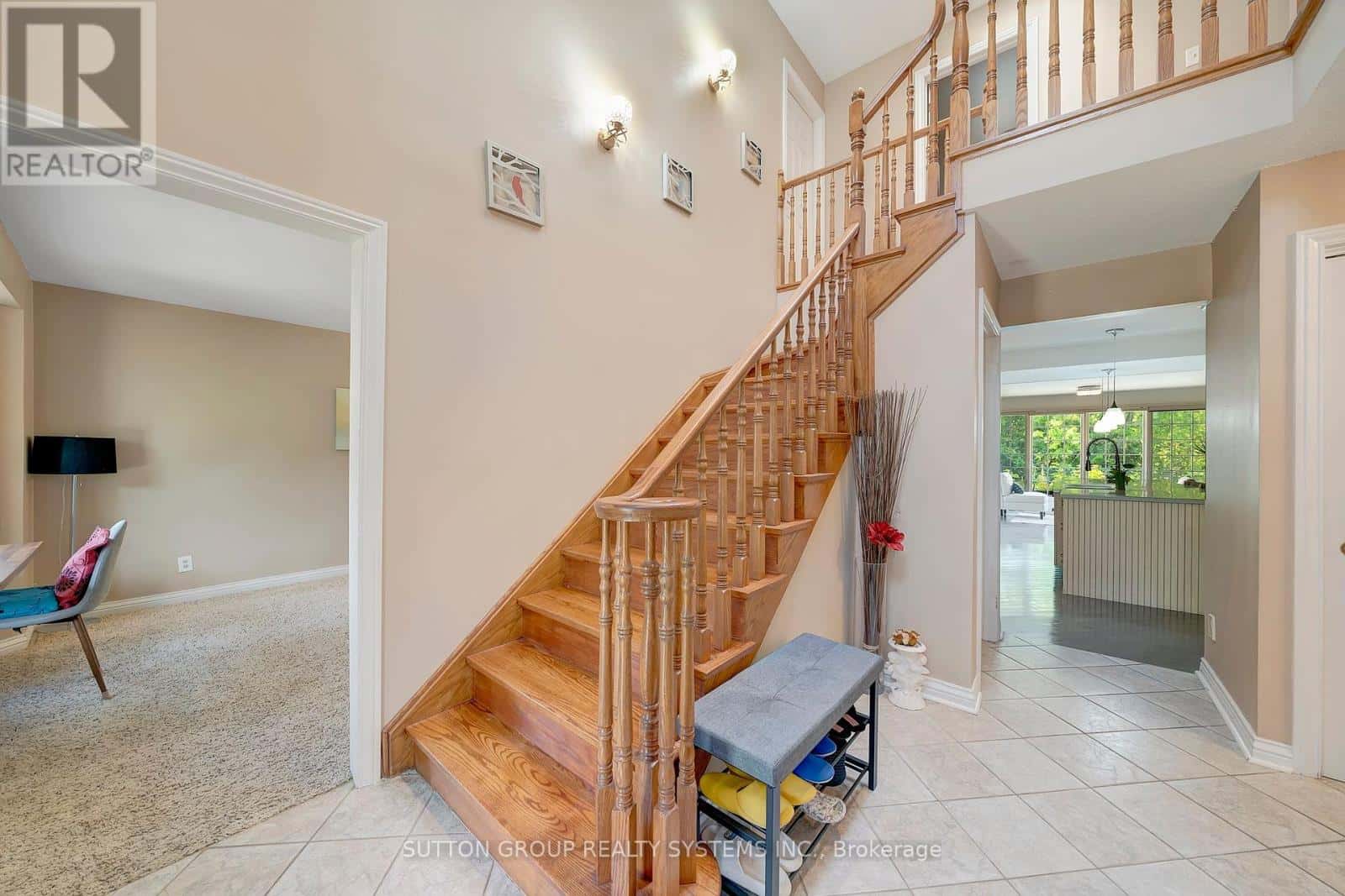 8017 HAMPTON COURT — Niagara Falls (West Wood), Ontario - Photo 3 of 45