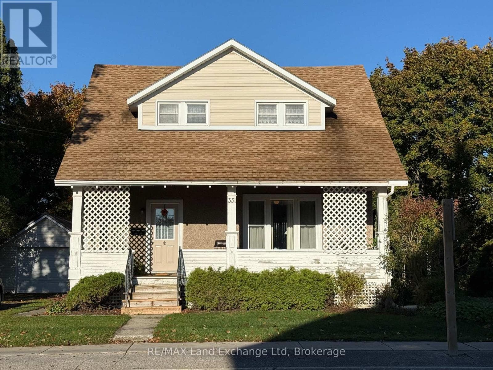 351 QUEEN STREET — North Huron (Blyth), Ontario - Main photo