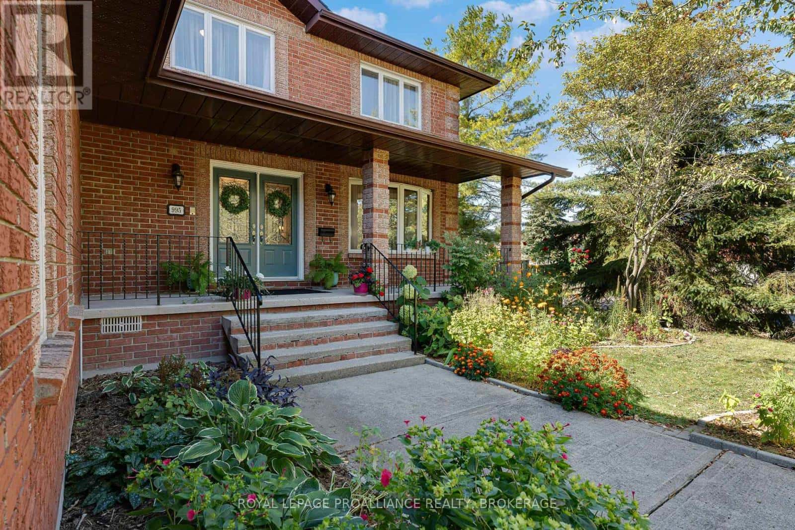 995 AUDEN PARK DRIVE — Kingston (City SouthWest), Ontario - Photo 2 of 50