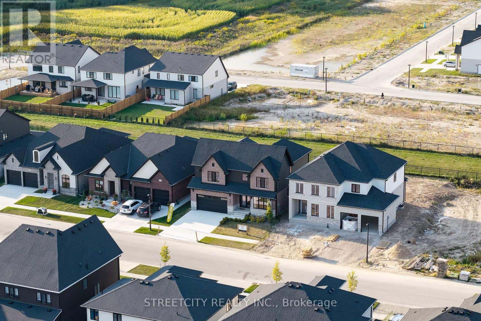 6354 OLD GARRISON BOULEVARD — London South (South V), Ontario - Photo 3 of 38