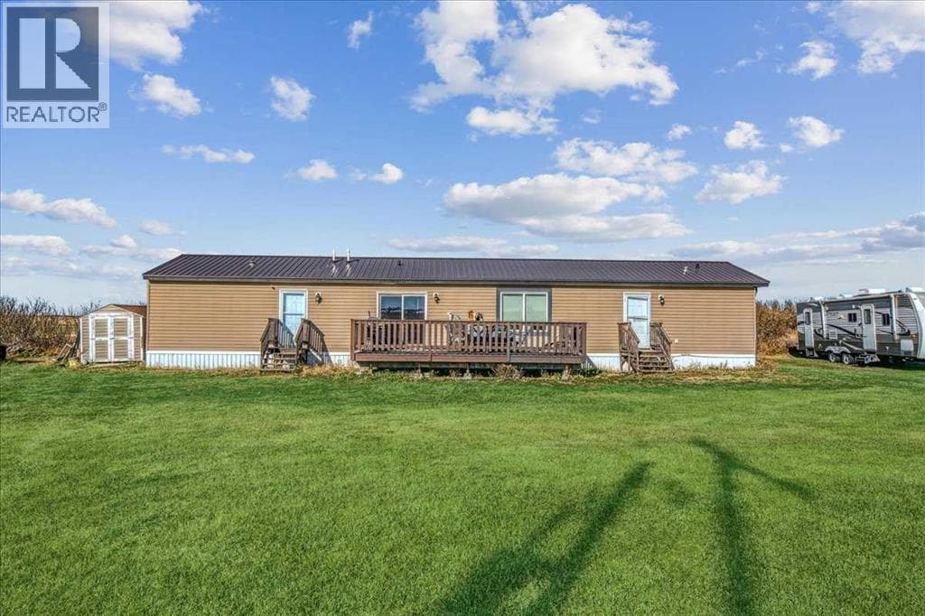 190003 240 Range Road — Rural Vulcan County, Alberta - Main photo