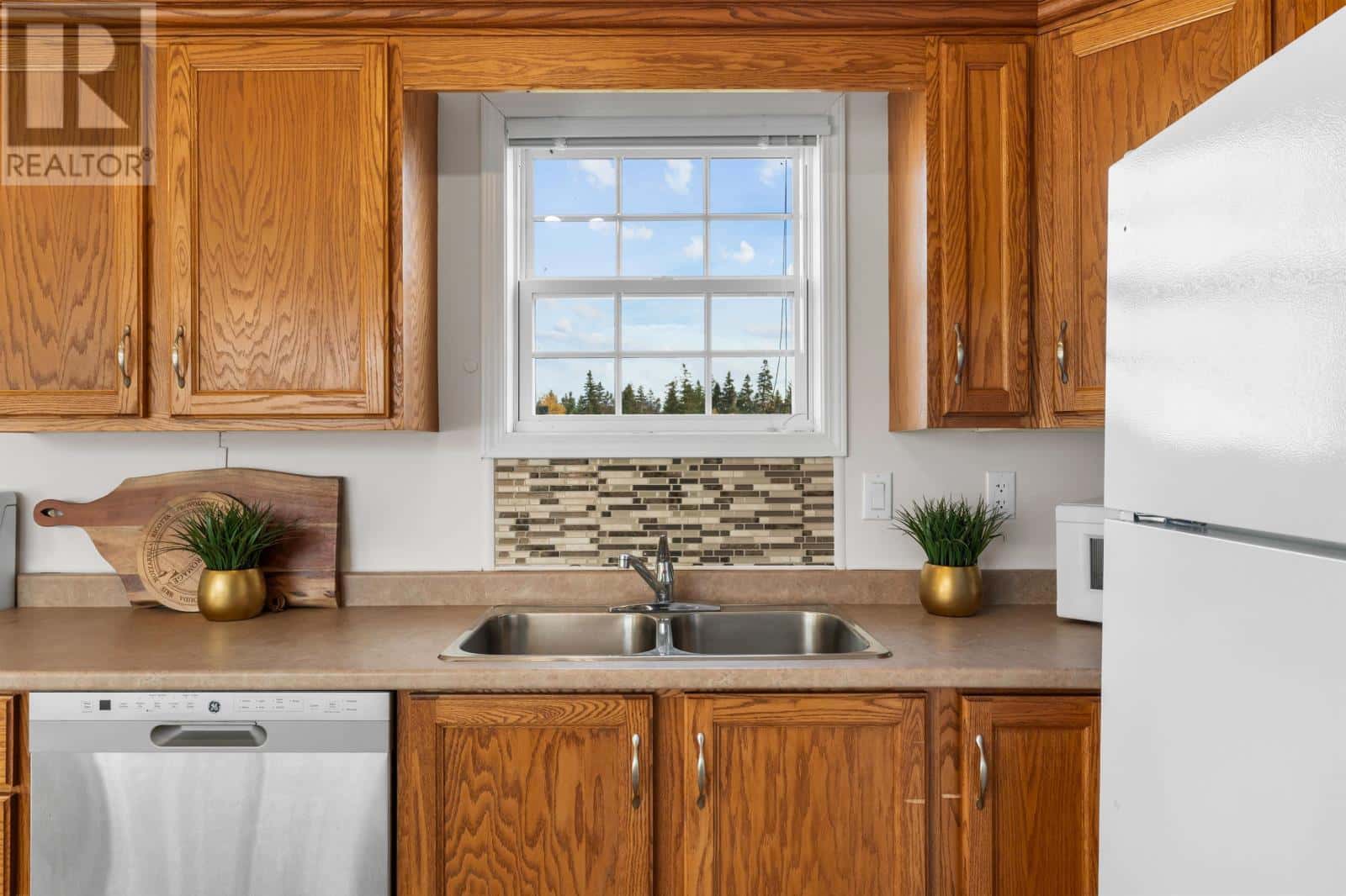 694 Anderson Road — St. Peters Bay, Prince Edward Island - Photo 4 of 49