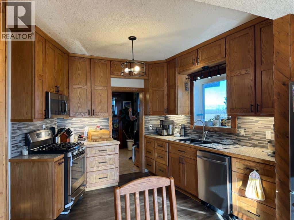 255025 Township 814 Road — Rural Peace No. 135, M.D. of, Alberta - Photo 4 of 50