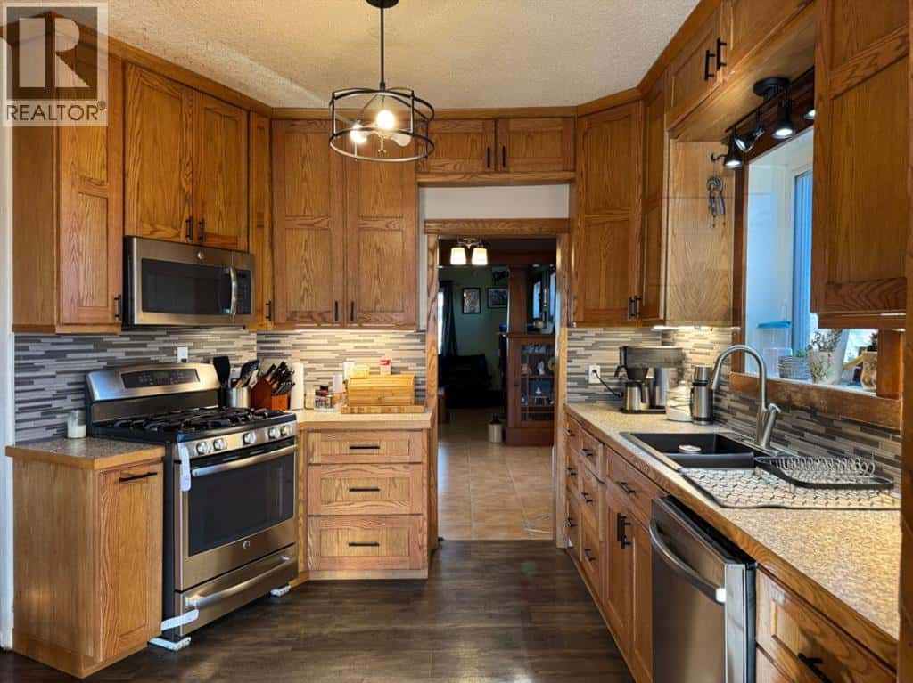 255025 Township 814 Road — Rural Peace No. 135, M.D. of, Alberta - Photo 5 of 50