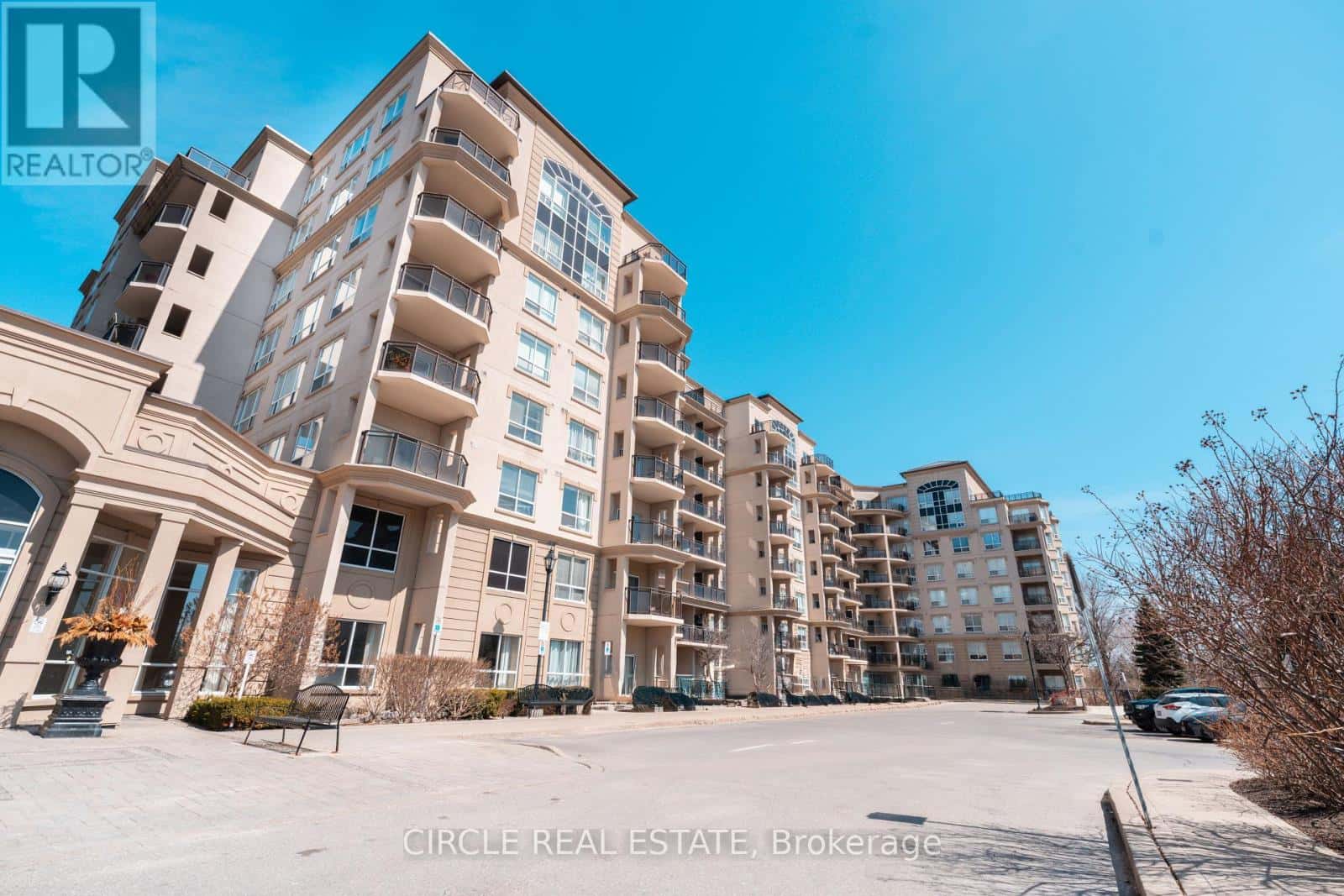 505 - 8 MAISON PARC COURT — Vaughan (Lakeview Estates), Ontario - Photo 4 of 20