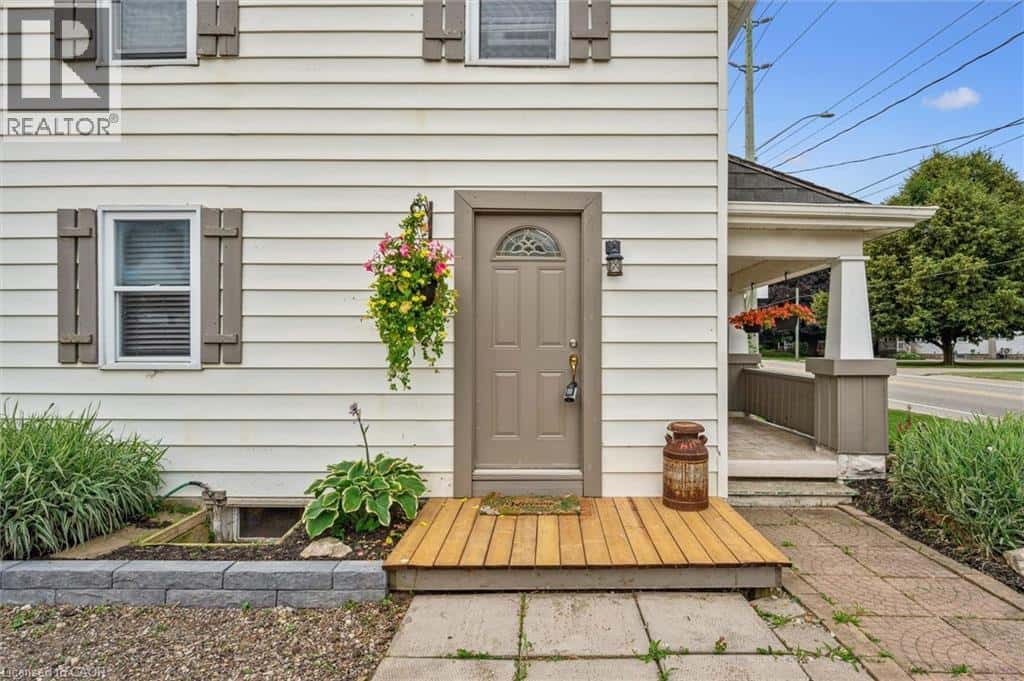 999 NORTHFIELD Drive — Conestogo, Ontario - Photo 5 of 43