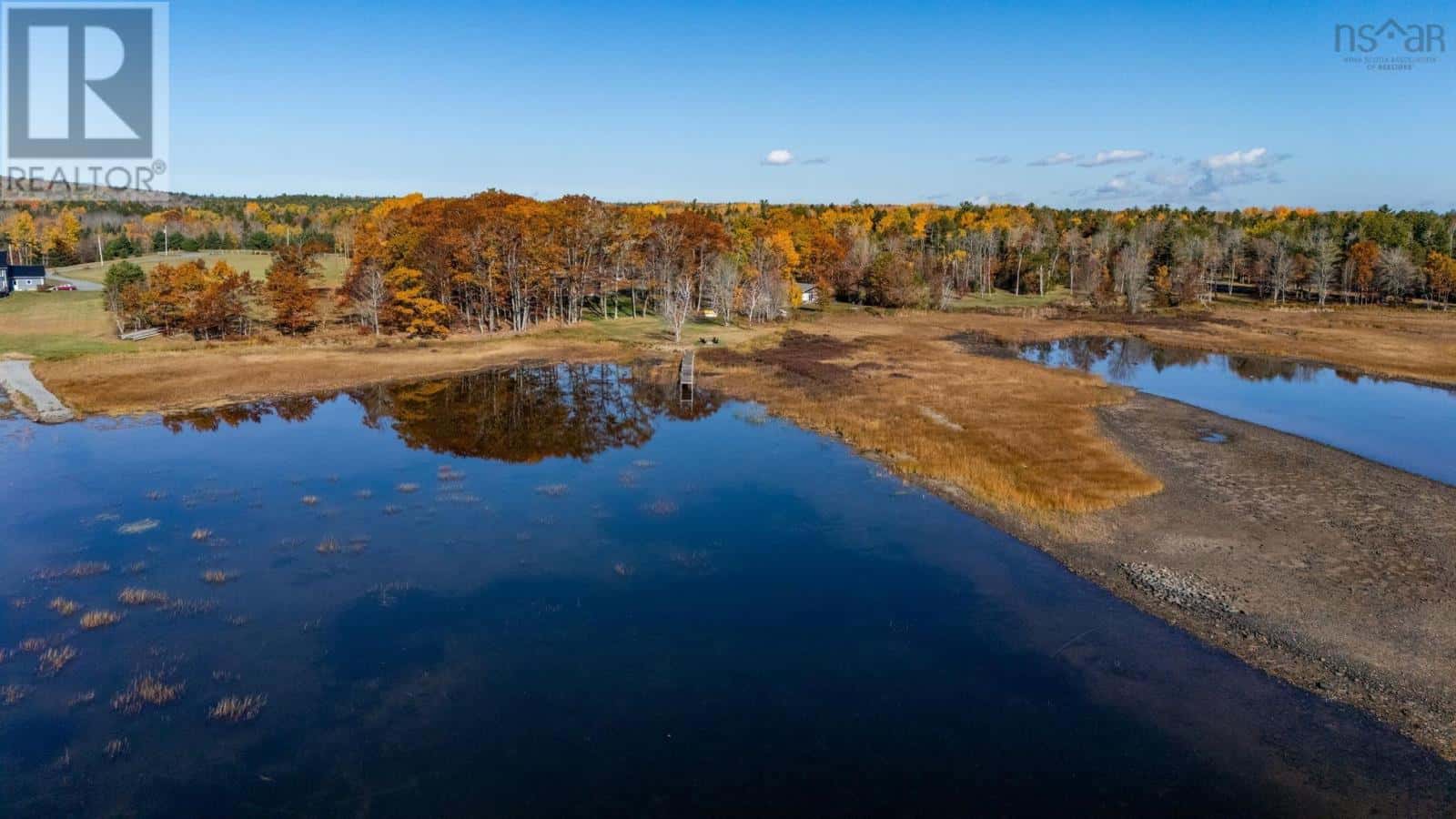 40 Martins Point Road — Enfield, Nova Scotia - Photo 4 of 36