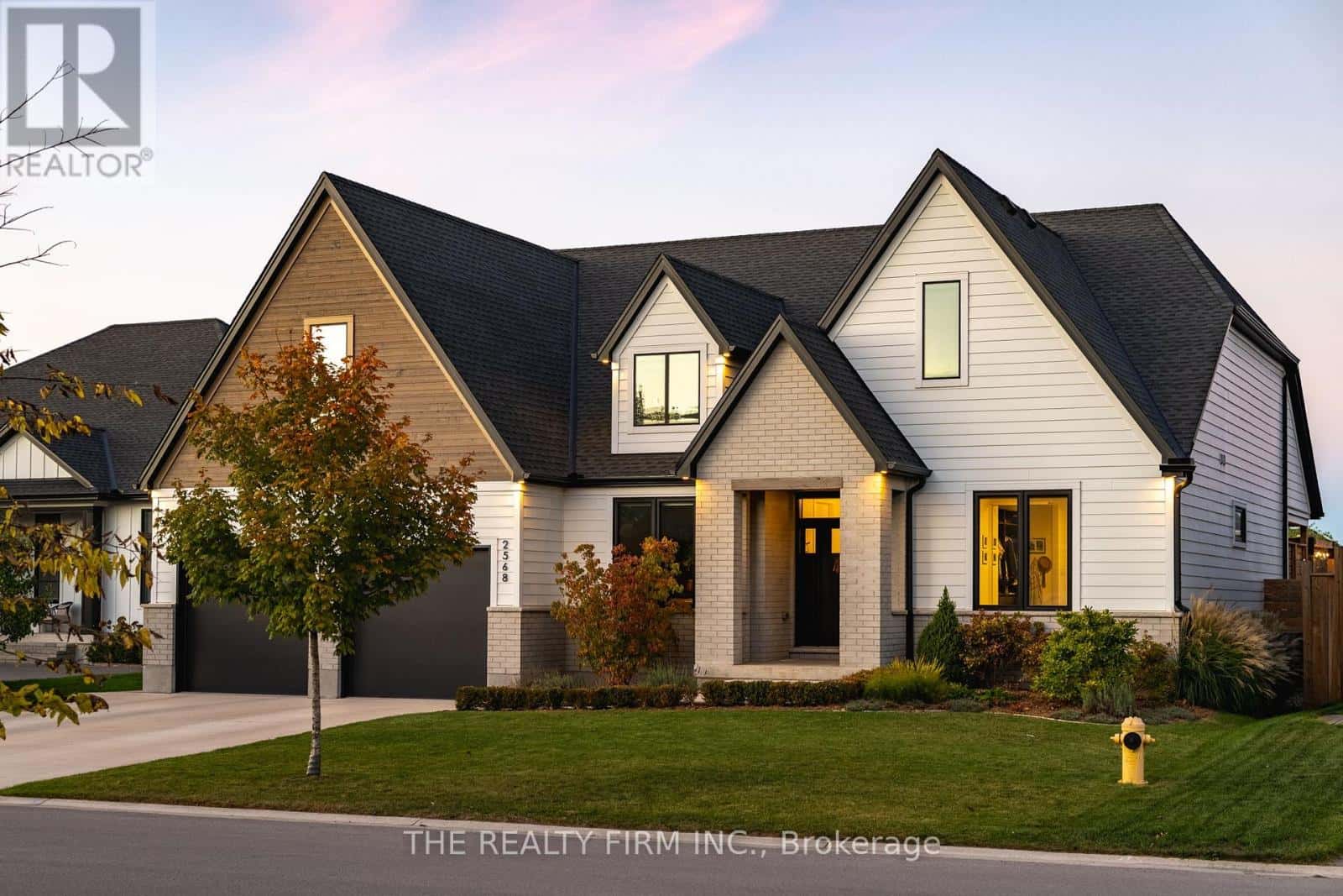 2568 LUCAS AVENUE — Strathroy-Caradoc (Mount Brydges), Ontario - Photo 2 of 50