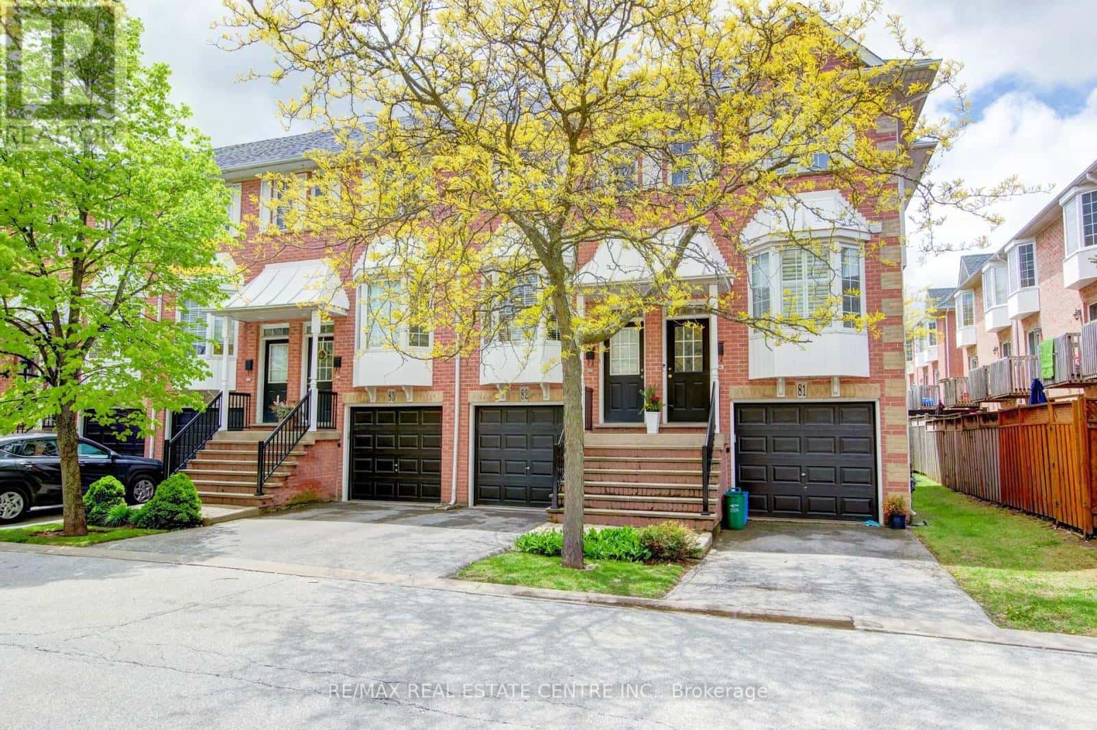 82 - 3480 UPPER MIDDLE ROAD — Burlington (Palmer), Ontario - Photo 4 of 50